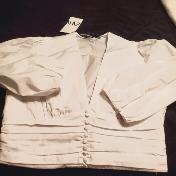 Top - Picture 5 of 6